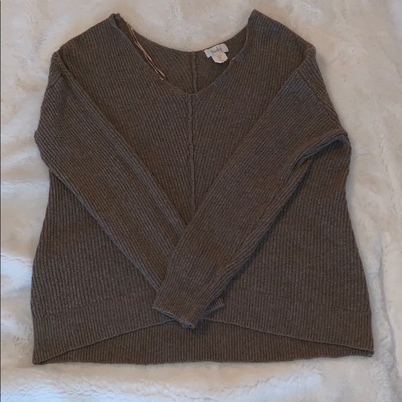 Kaisley Sweatshirt - Picture 1 of 2